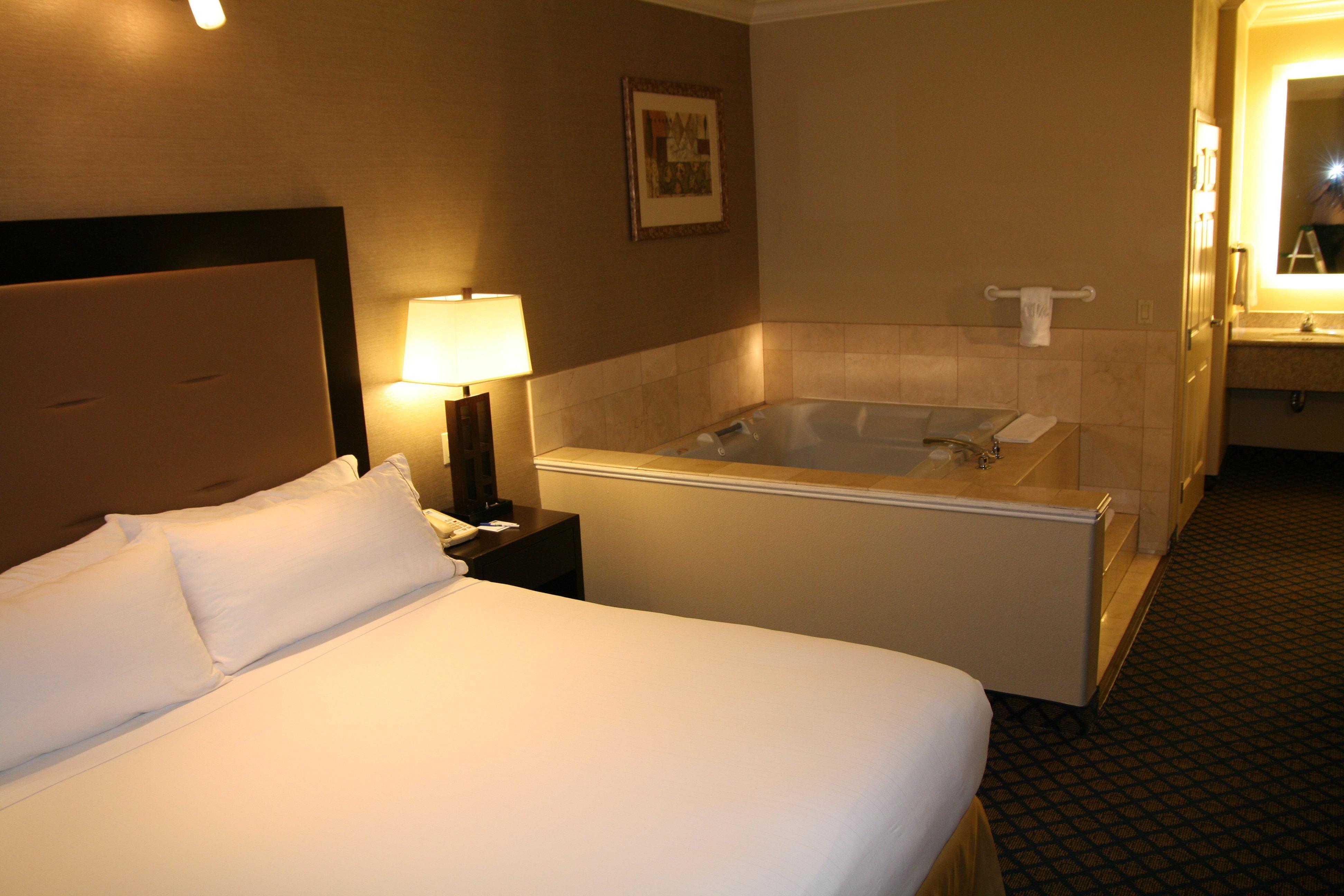 Holiday Inn Express San Pablo - Richmond Area By Ihg Eksteriør billede